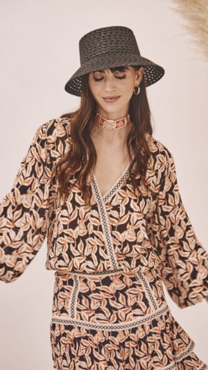Blusa Manga Larga Cruzada Sybil