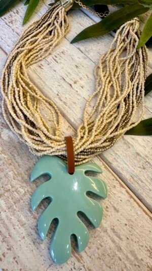 Collar Multi Hoja Resina Aqua