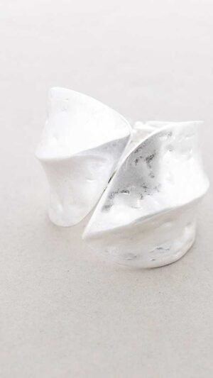 Brazalete Hojas Plateadas