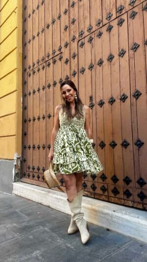 Vestido Corto Crochet Kaki