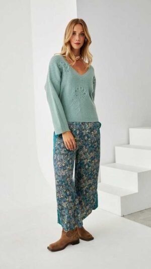 Jersey De Pico Con Flores Al Tono