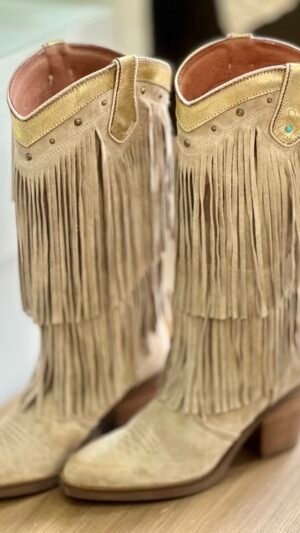Bota de Piel y Flecos