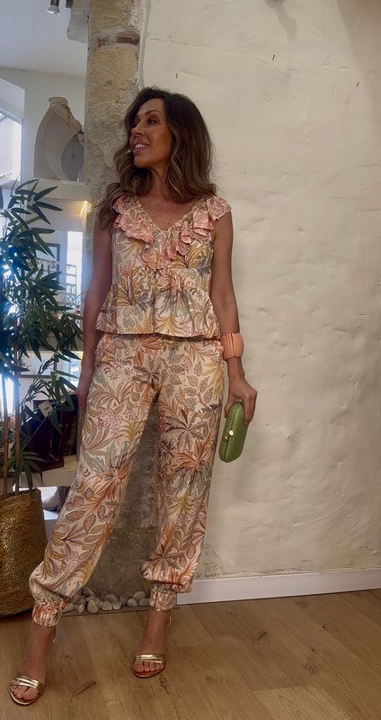 Blusa Estampada con Volante Gavi