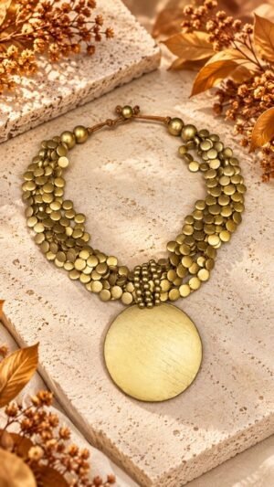 Collar Medallon Madera